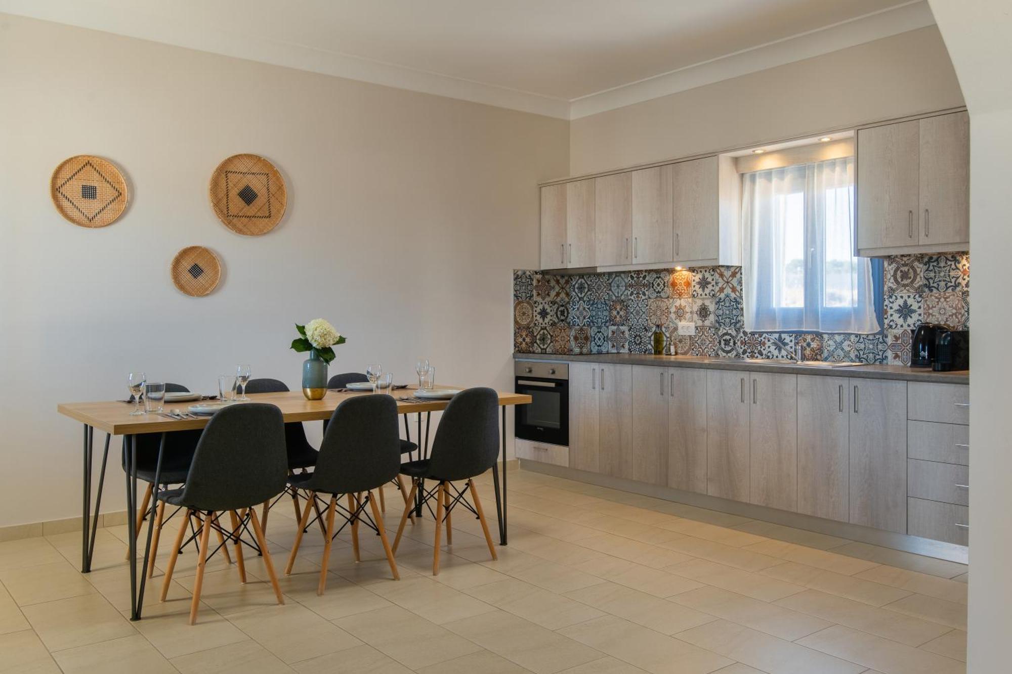 Symphony Residence Vóthon Habitación foto